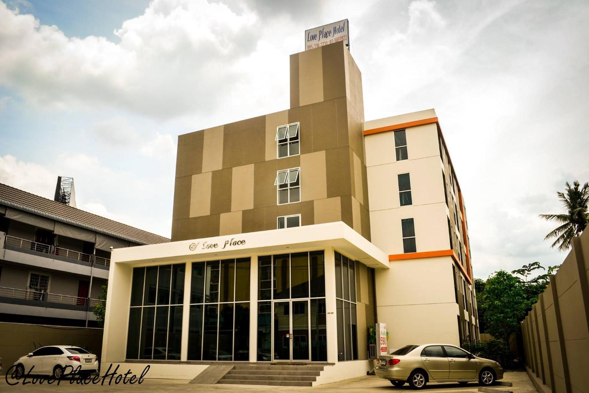 Sixty Star Love Place Hotel バンコク都 エクステリア 写真